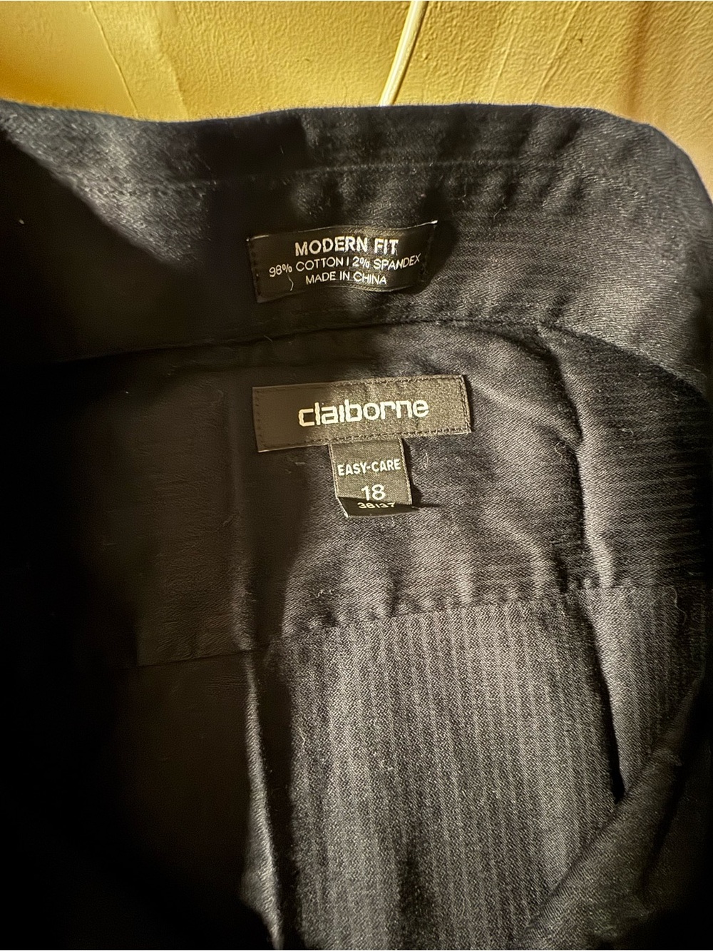 Button up - Picture 2 of 2
